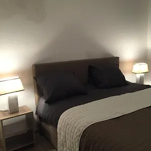 Einstein Apartment